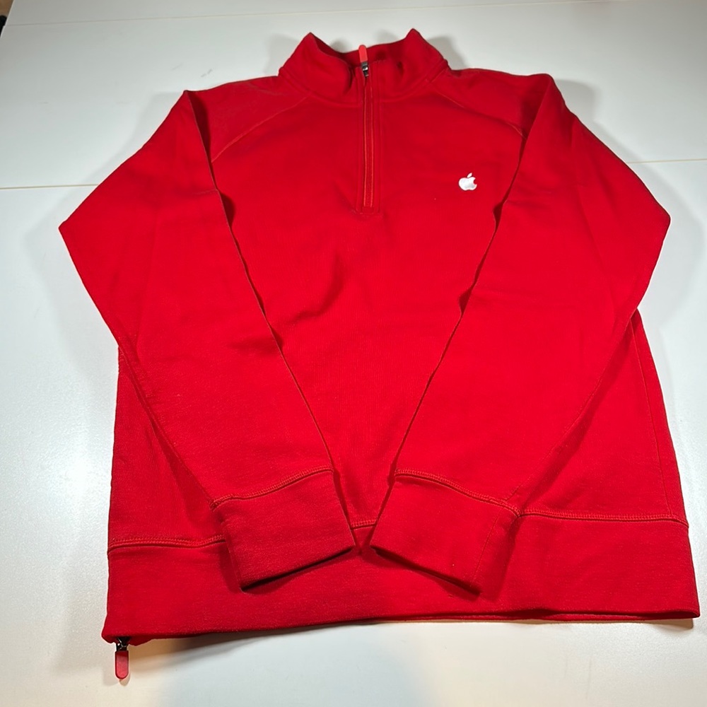 Apple Men’s Medium Mac Computers Genius Red Quart… - image 1